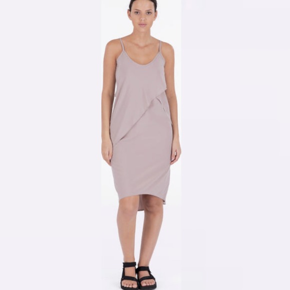 Indygena Dresses & Skirts - Indygena Aerel Brown Dress Womens Size XS Lightweight Outdoors Travel Midi Layer